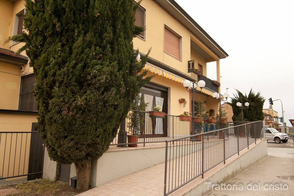 Affittacamere Trattoria Del Cristo Ospedaletto Lodigiano Luaran gambar