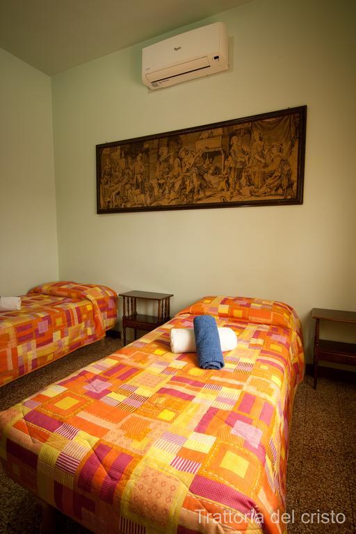 Affittacamere Trattoria Del Cristo Ospedaletto Lodigiano Bilik gambar